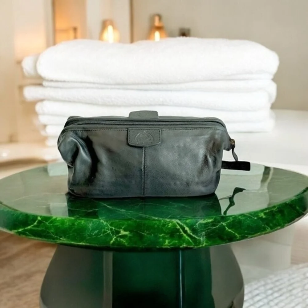 DOPP Black Satin Cowhide Leather Travel Bag Toiletries Case Mens Excellent